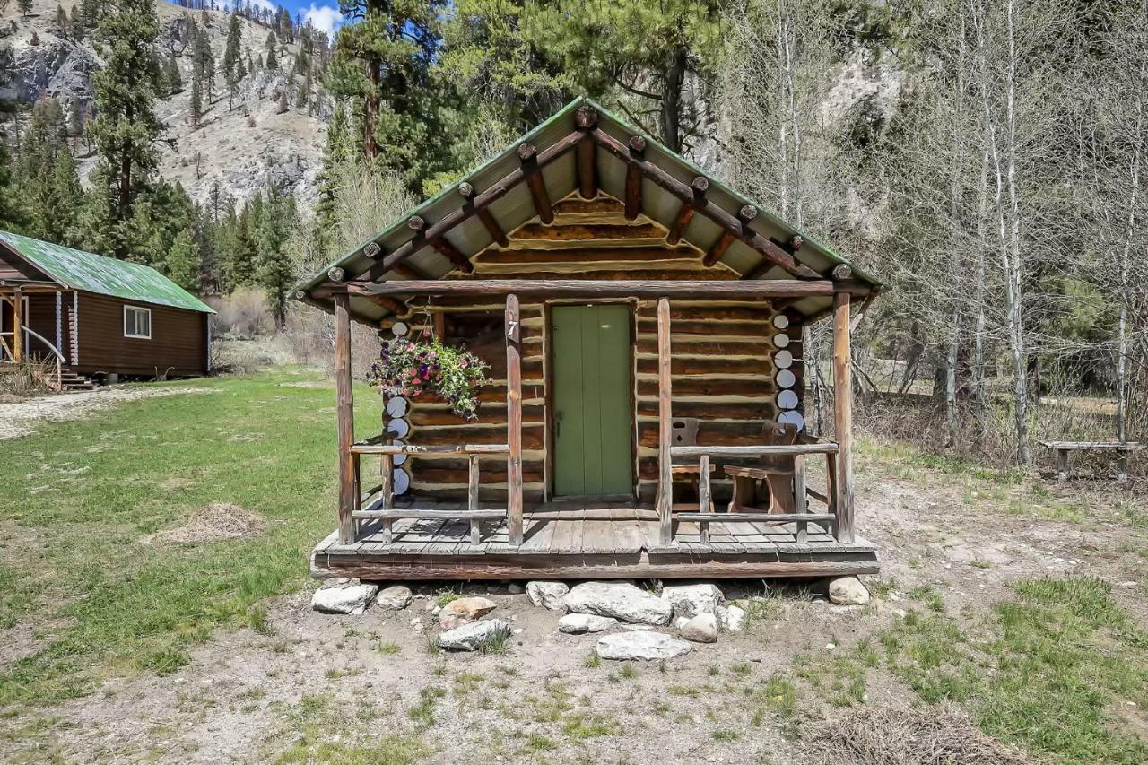 Sawtooth Lodge Stanley Ngoại thất bức ảnh